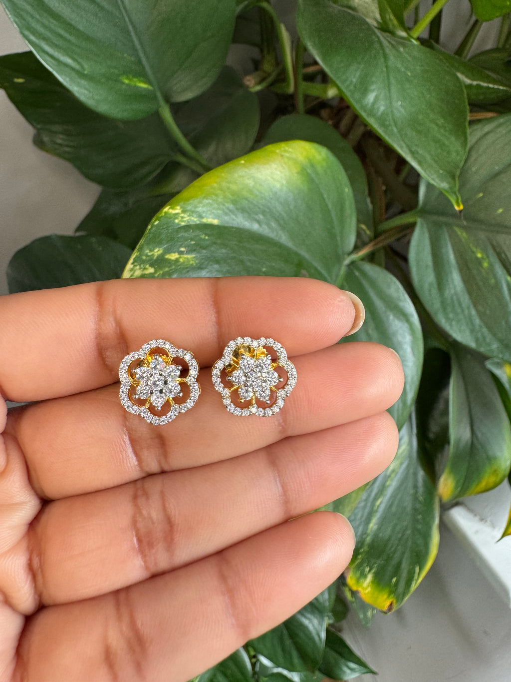 Premium Diamond Replica Pendant Set - ADR80101