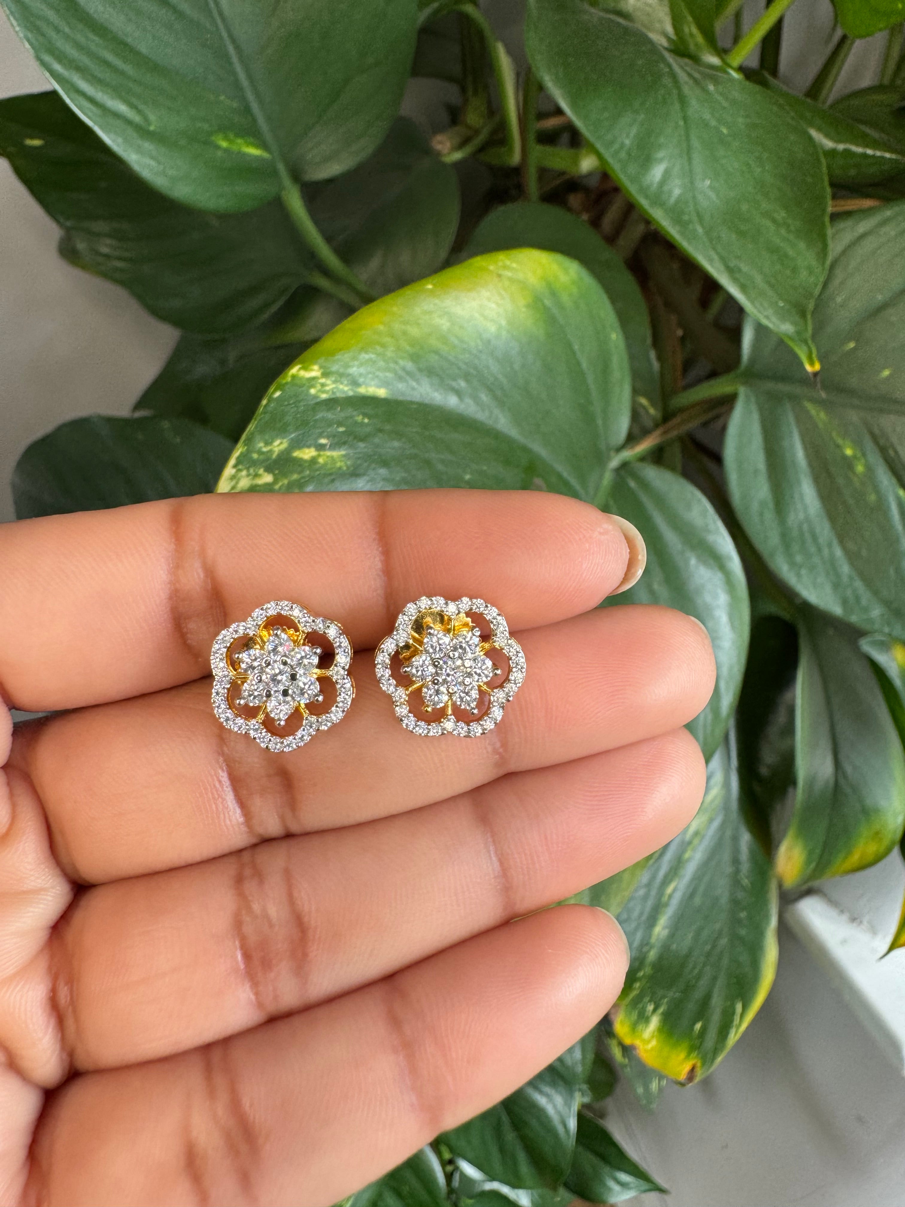 Premium Diamond Replica Pendant Set - ADR80101