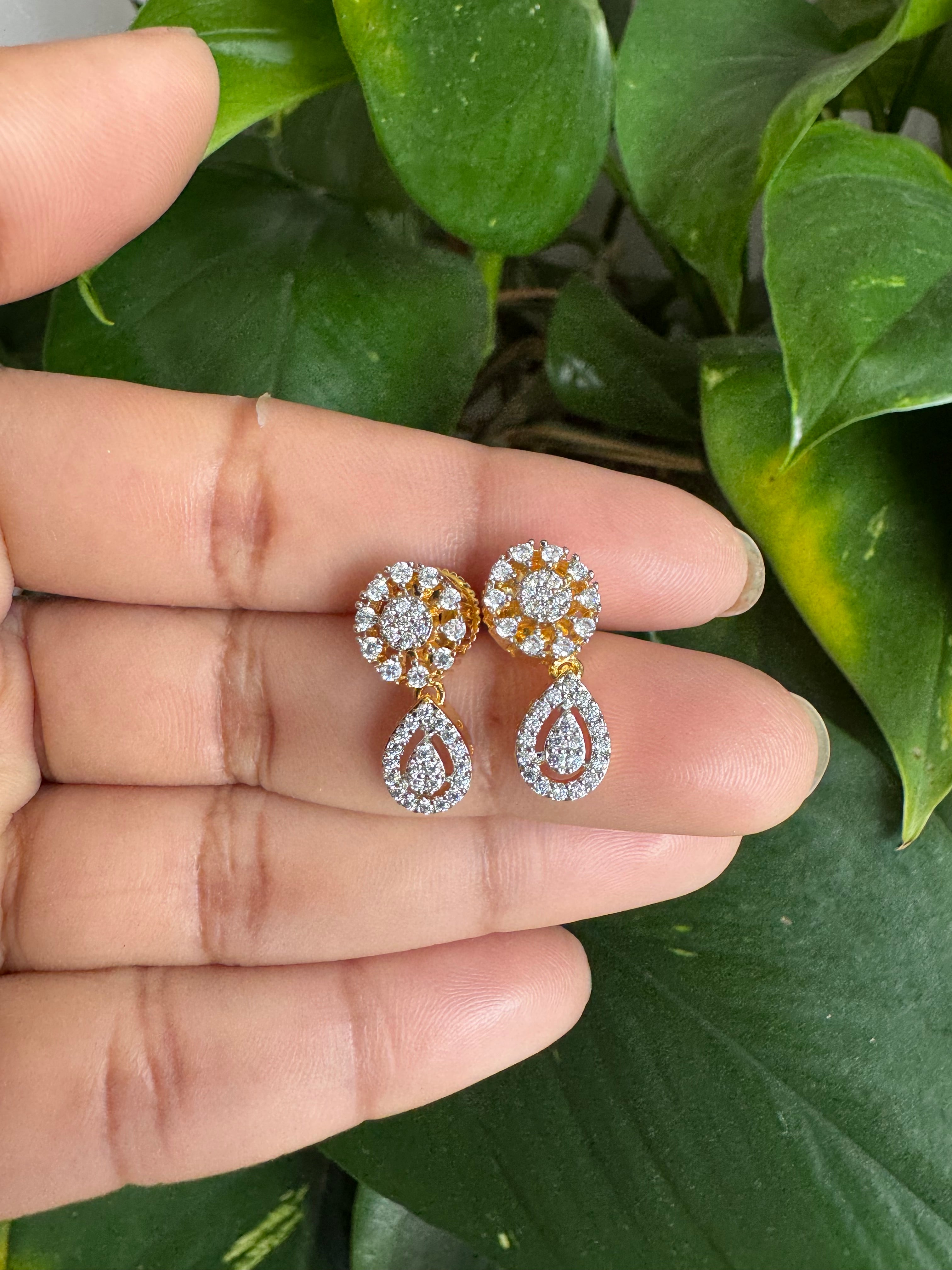 Premium Diamond Replica Pendant Set - ADR80102
