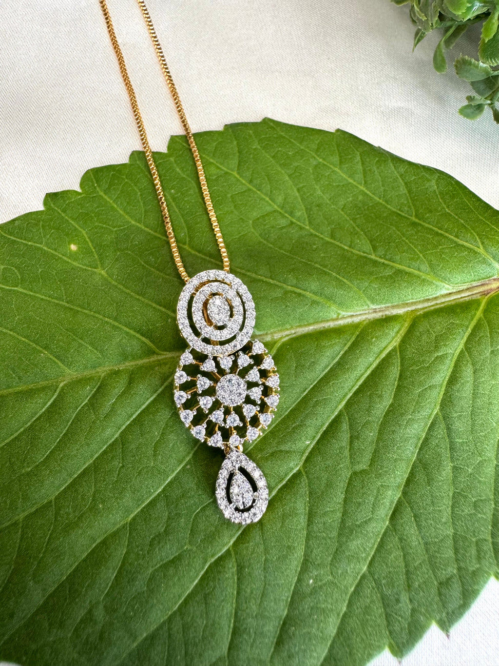 Premium Diamond Replica Pendant Set - ADR80102