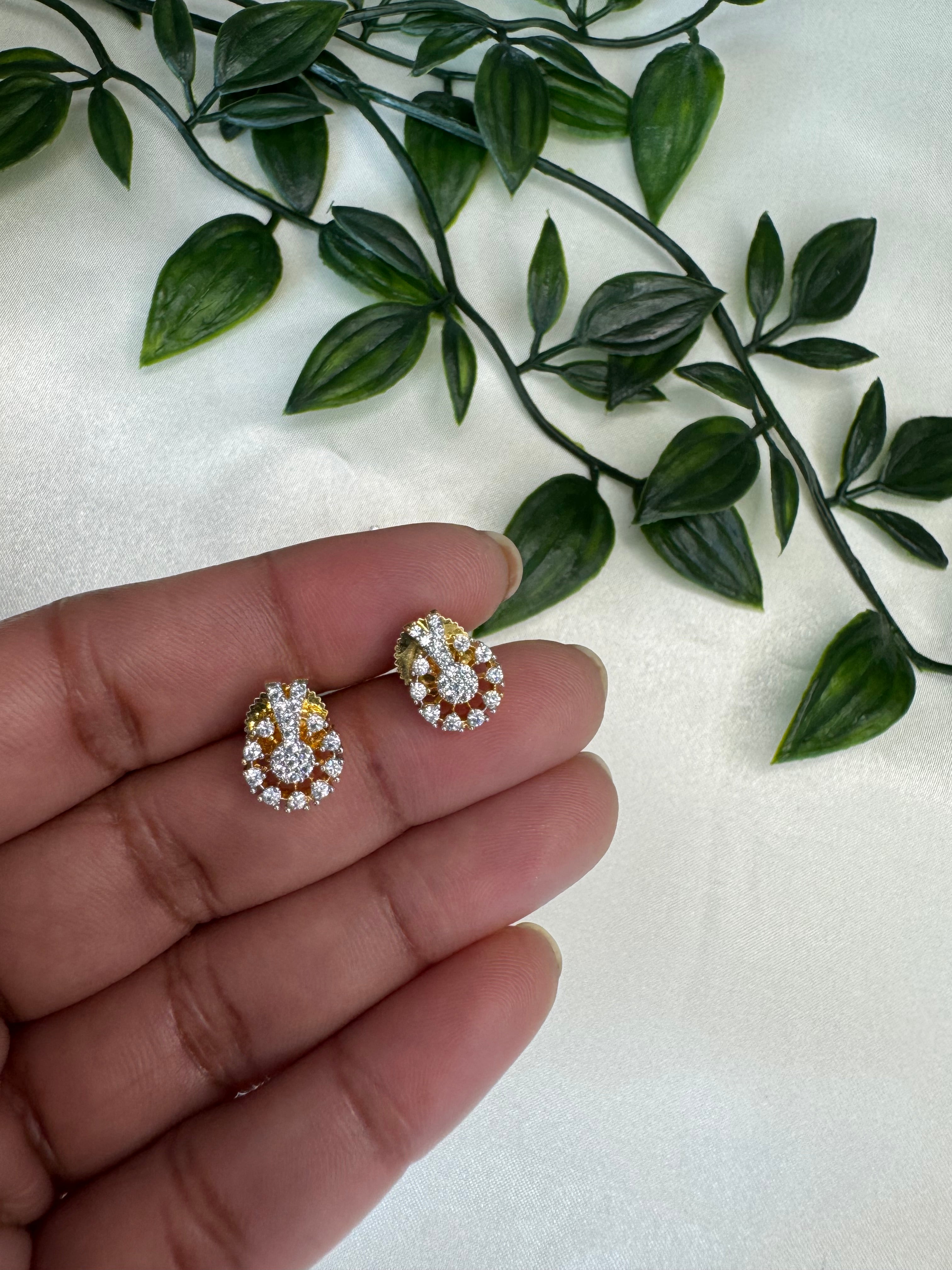 Premium Diamond Replica Pendant Set - ADR80103