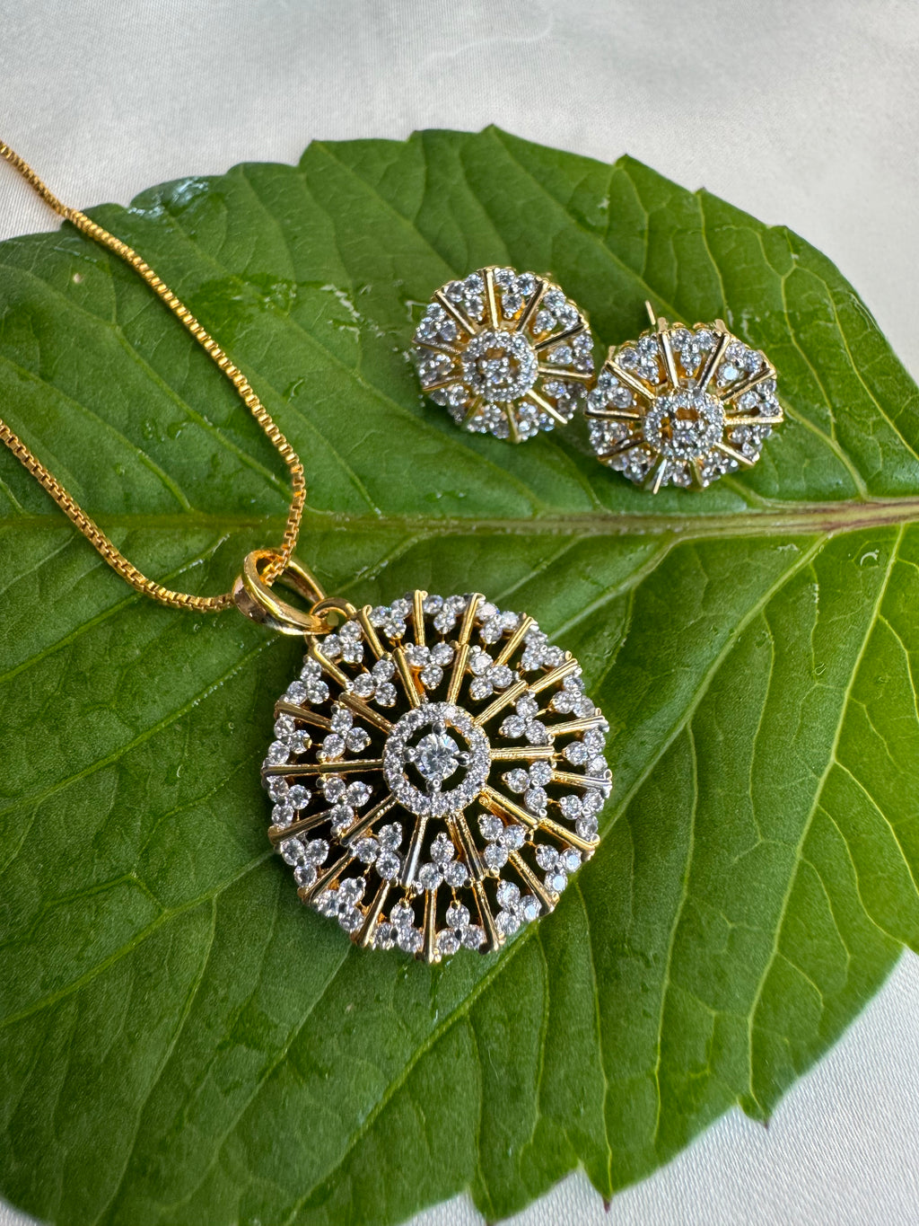 Premium Diamond Replica Pendant Set - ADR80107