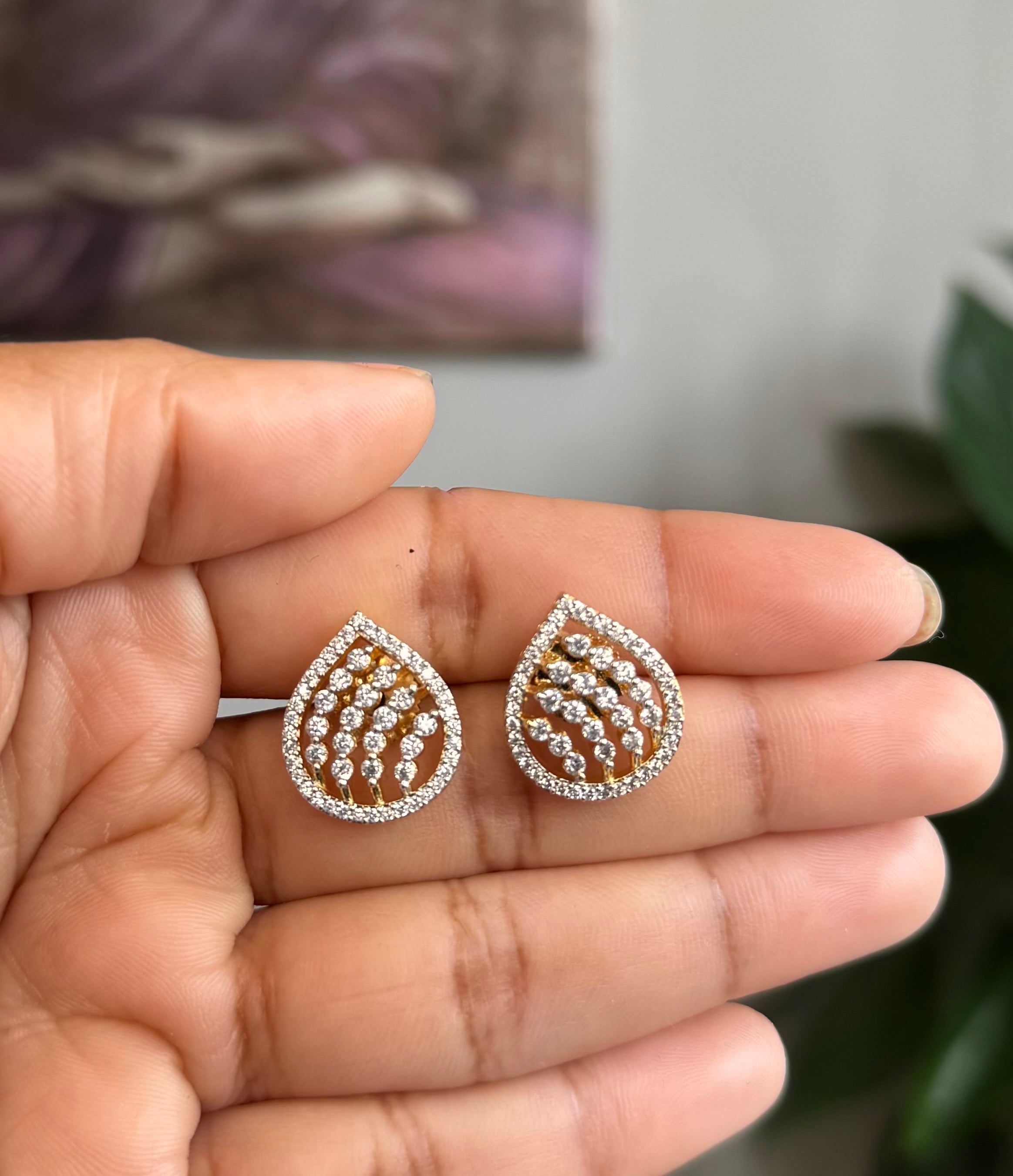 Premium Diamond Replica Pendant Set - ADR80111