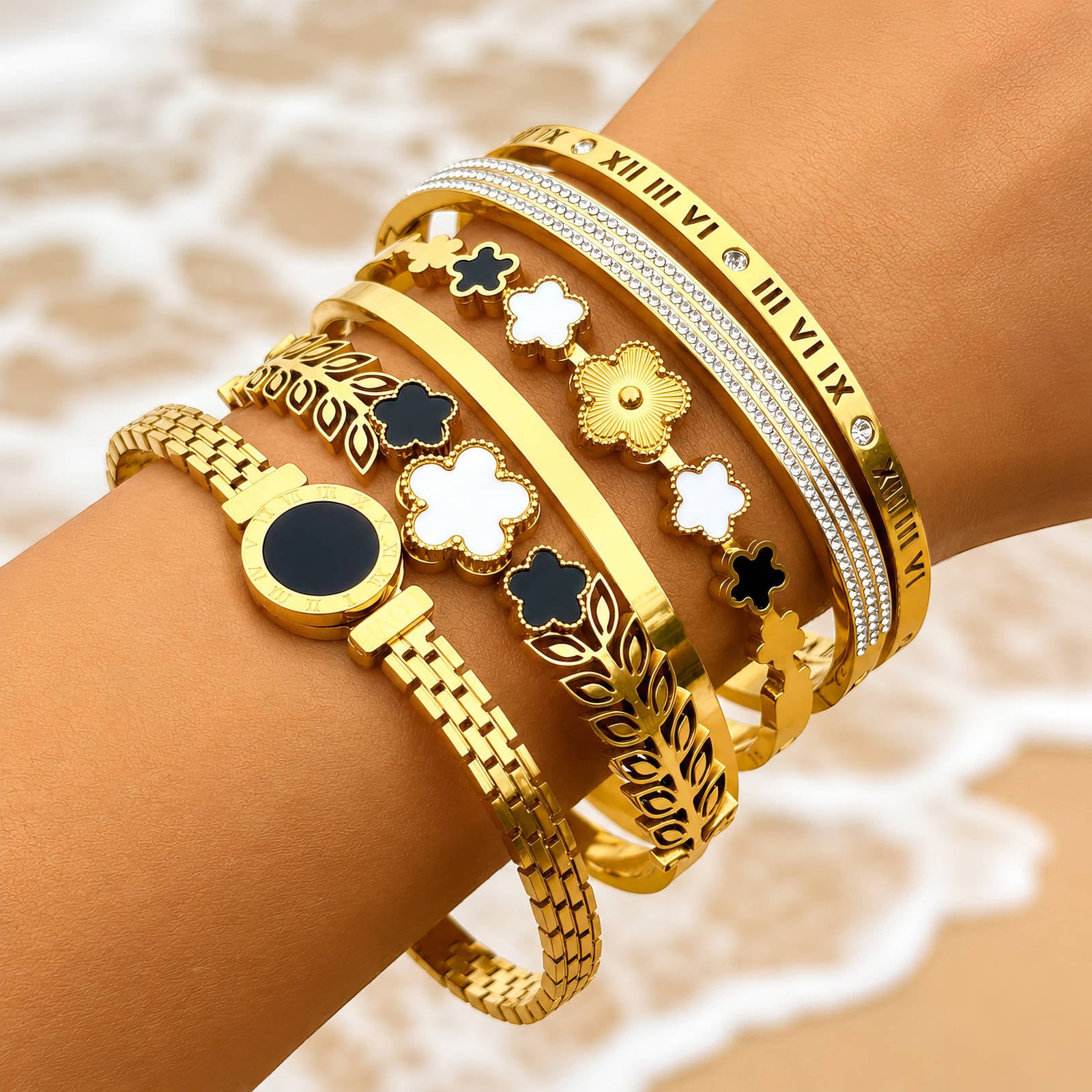 Roman numeral series bracelet, 18 Gold plated. AGB-90203