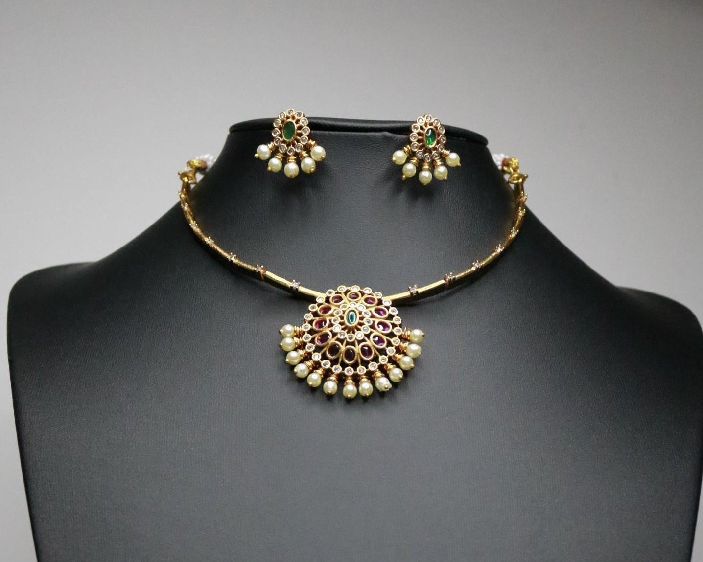 Nainika Floral Stiff Neckpiece- ANP10802