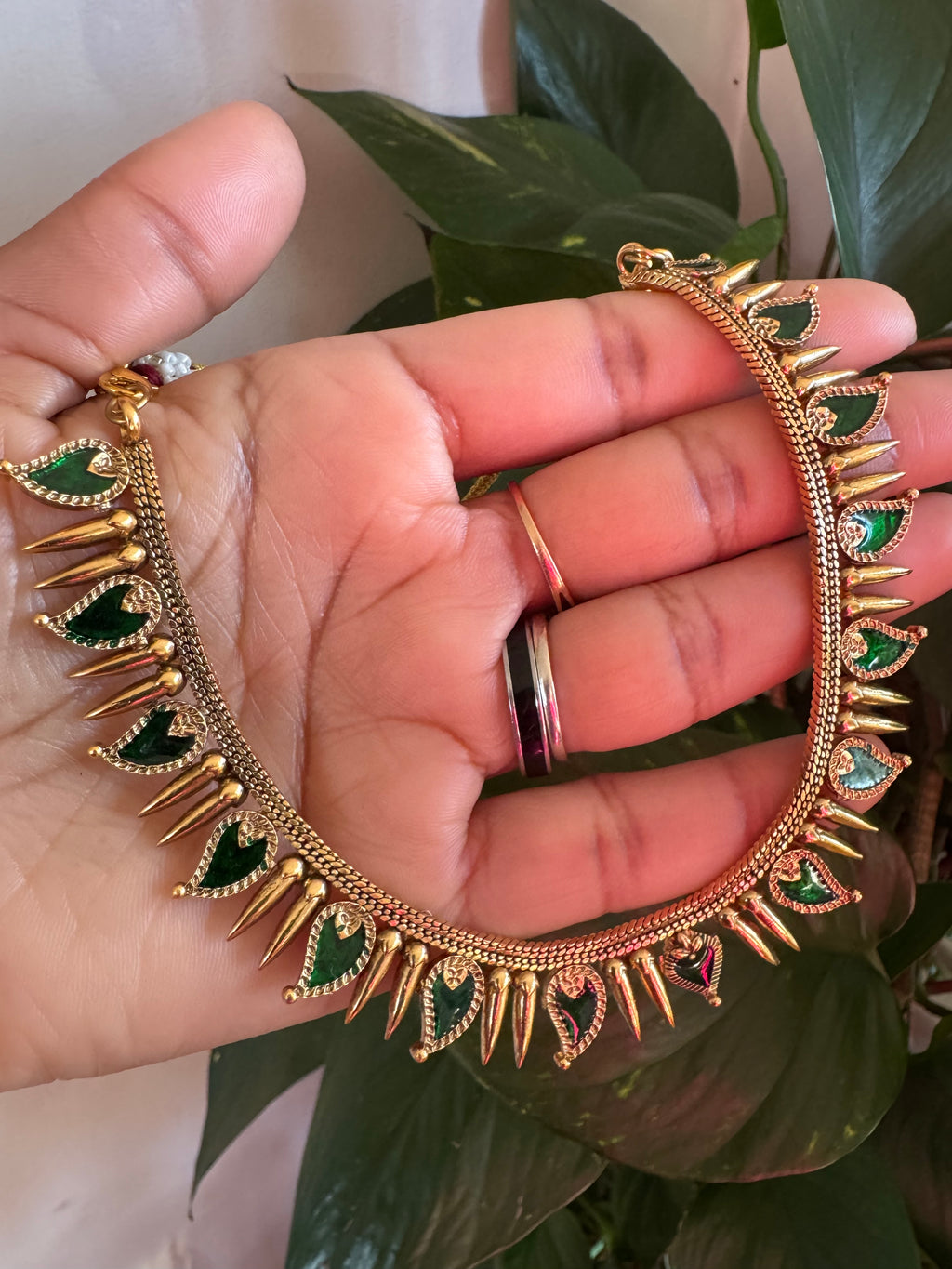 Anantha Enamel Palakka Short Neckpiece With Earring (Maroon and green)-ANP10814