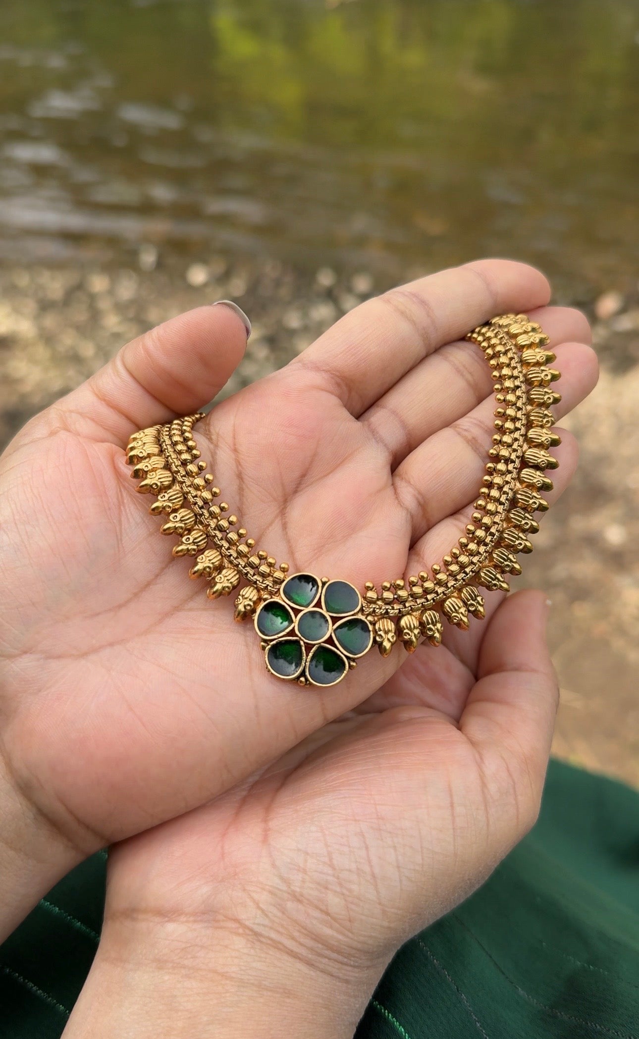 Thushara Enamel Short Neckpiece- ANP60124