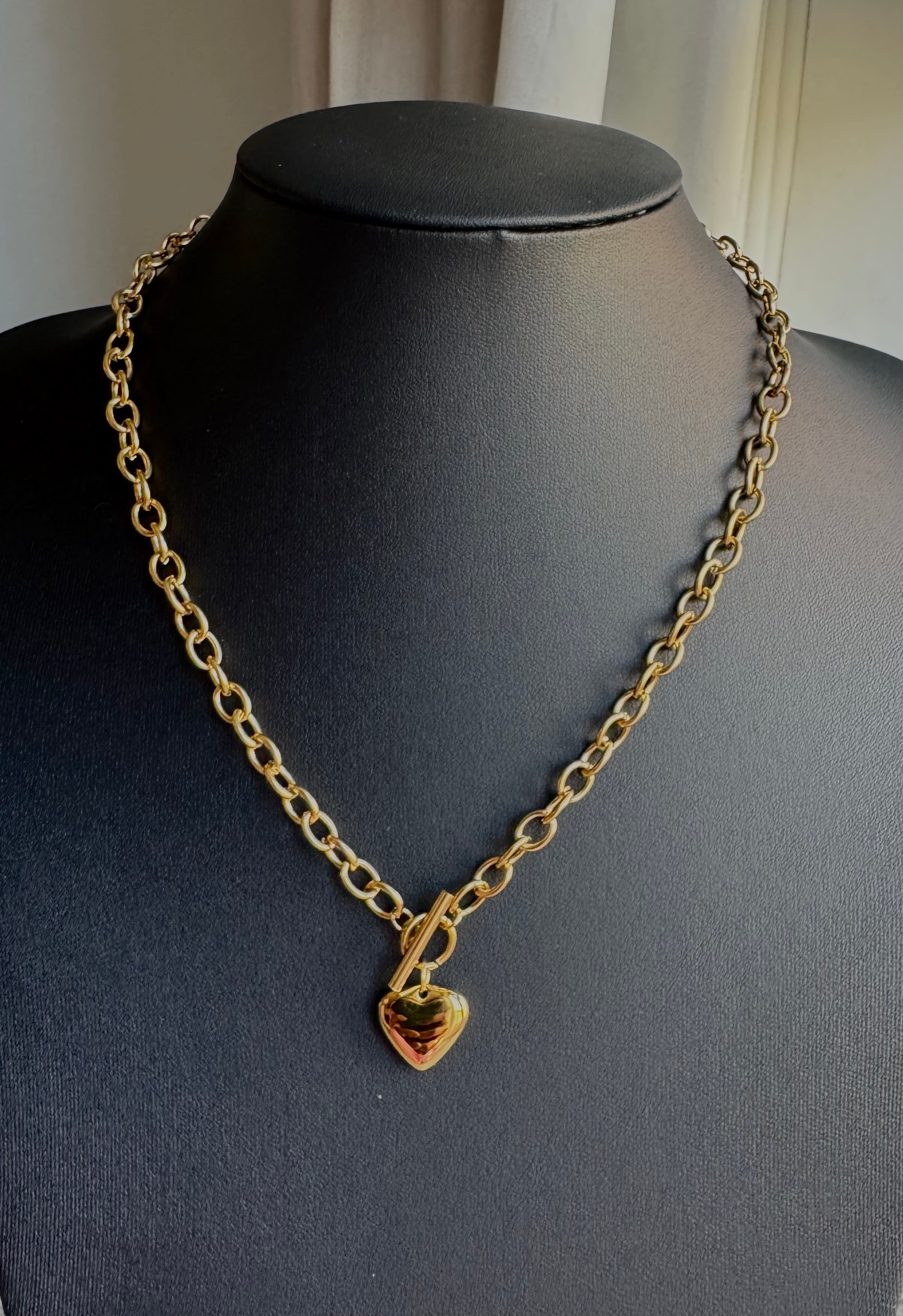 18 K Gold Plated Necklace with Heart Pendant