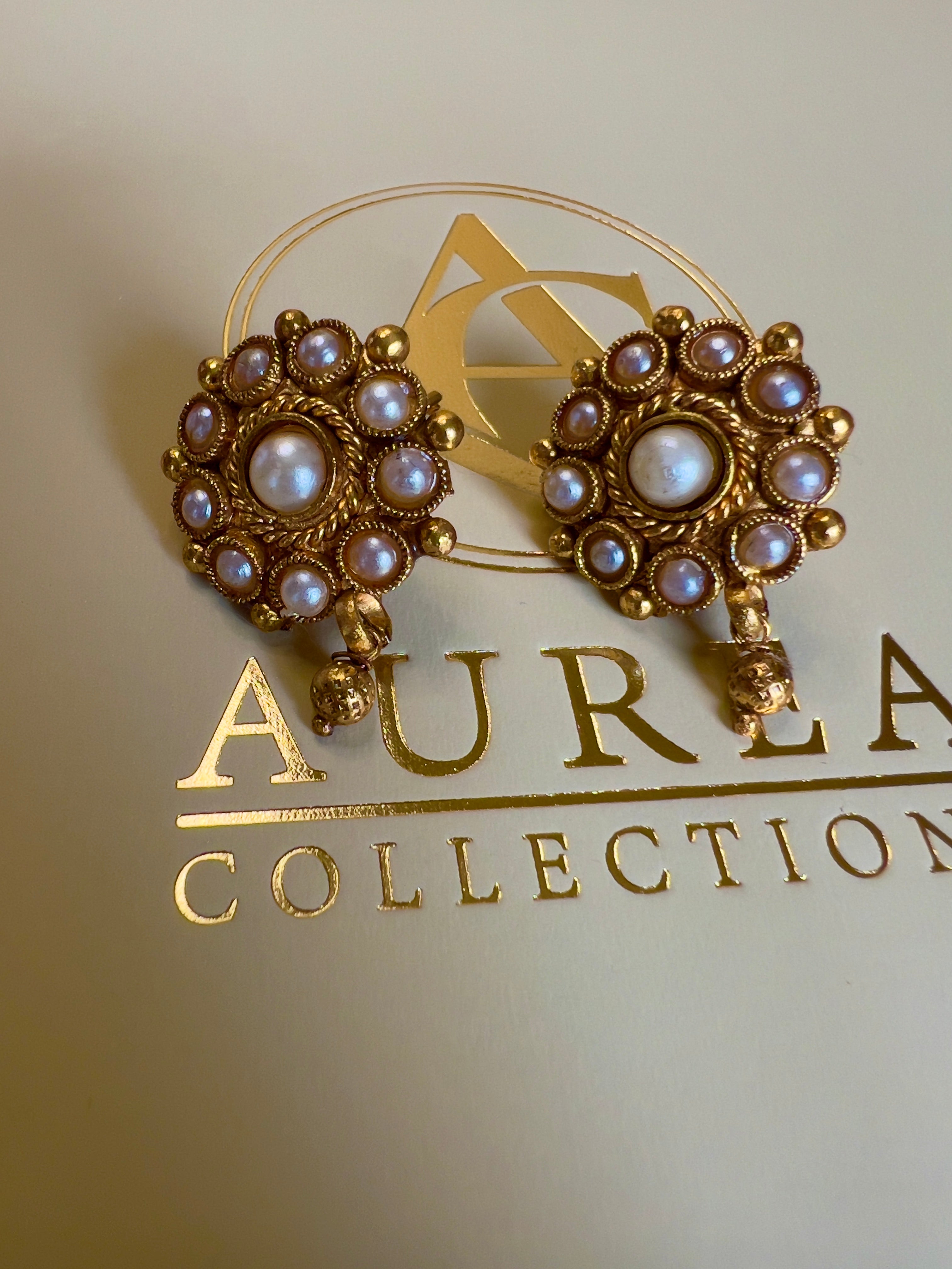 Pearl charm neckpiece - ANP 60157