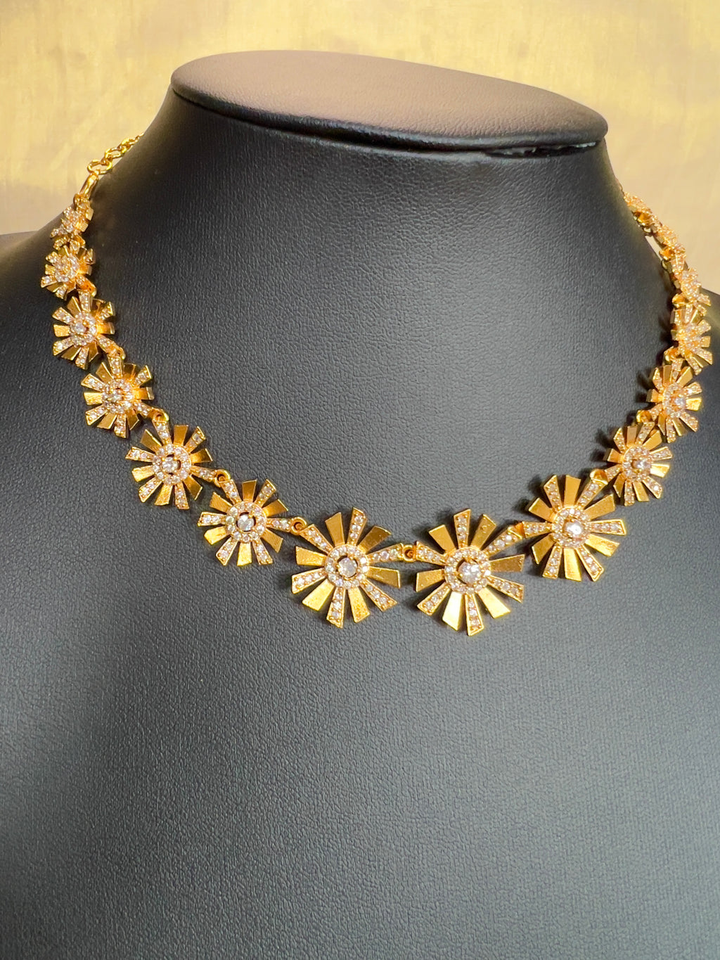 AD stone neckpiece - ANP 60151