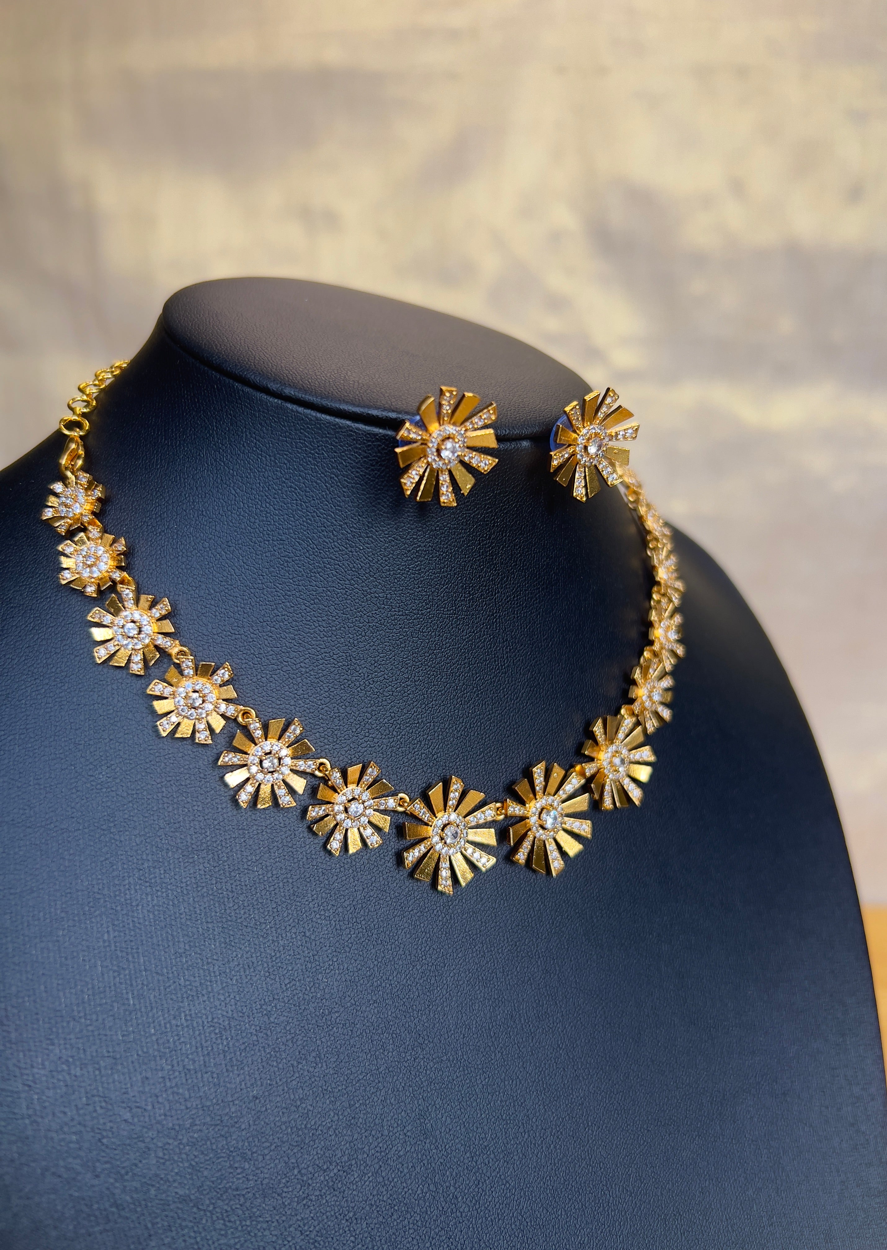AD stone neckpiece - ANP 60151