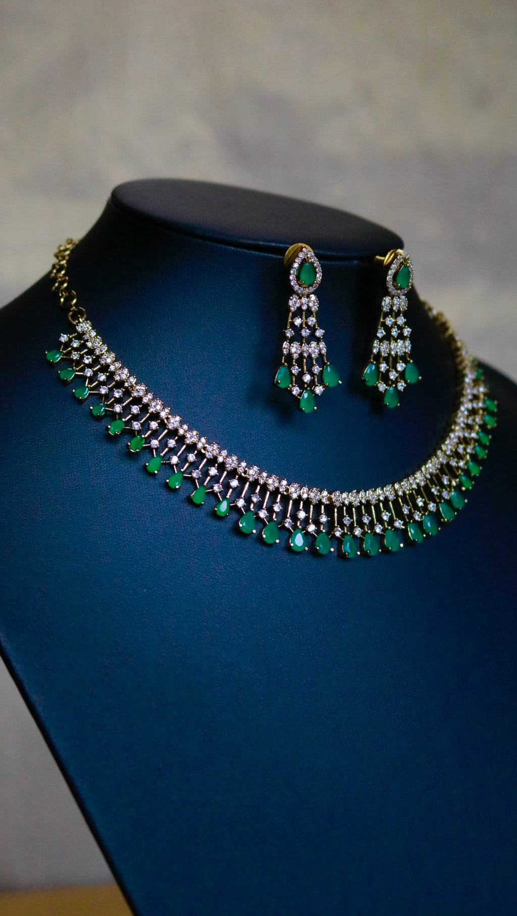 AD stone neckpiece - ANP 60154