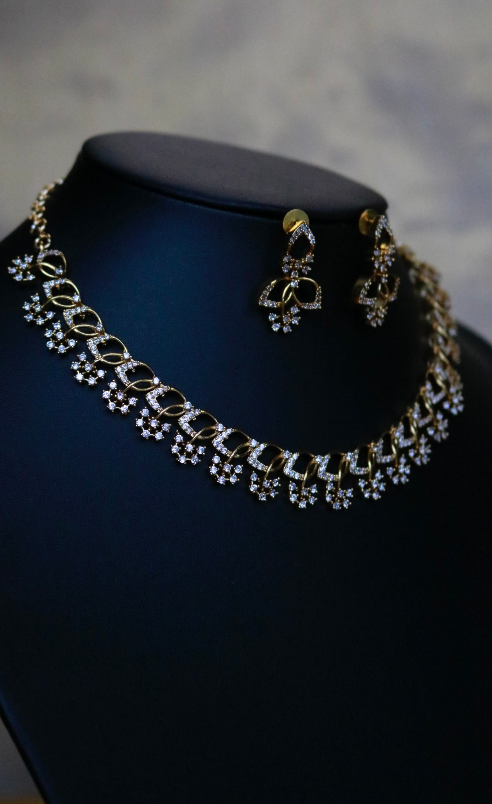 AD stone neckpiece with earrings - ANP 60150