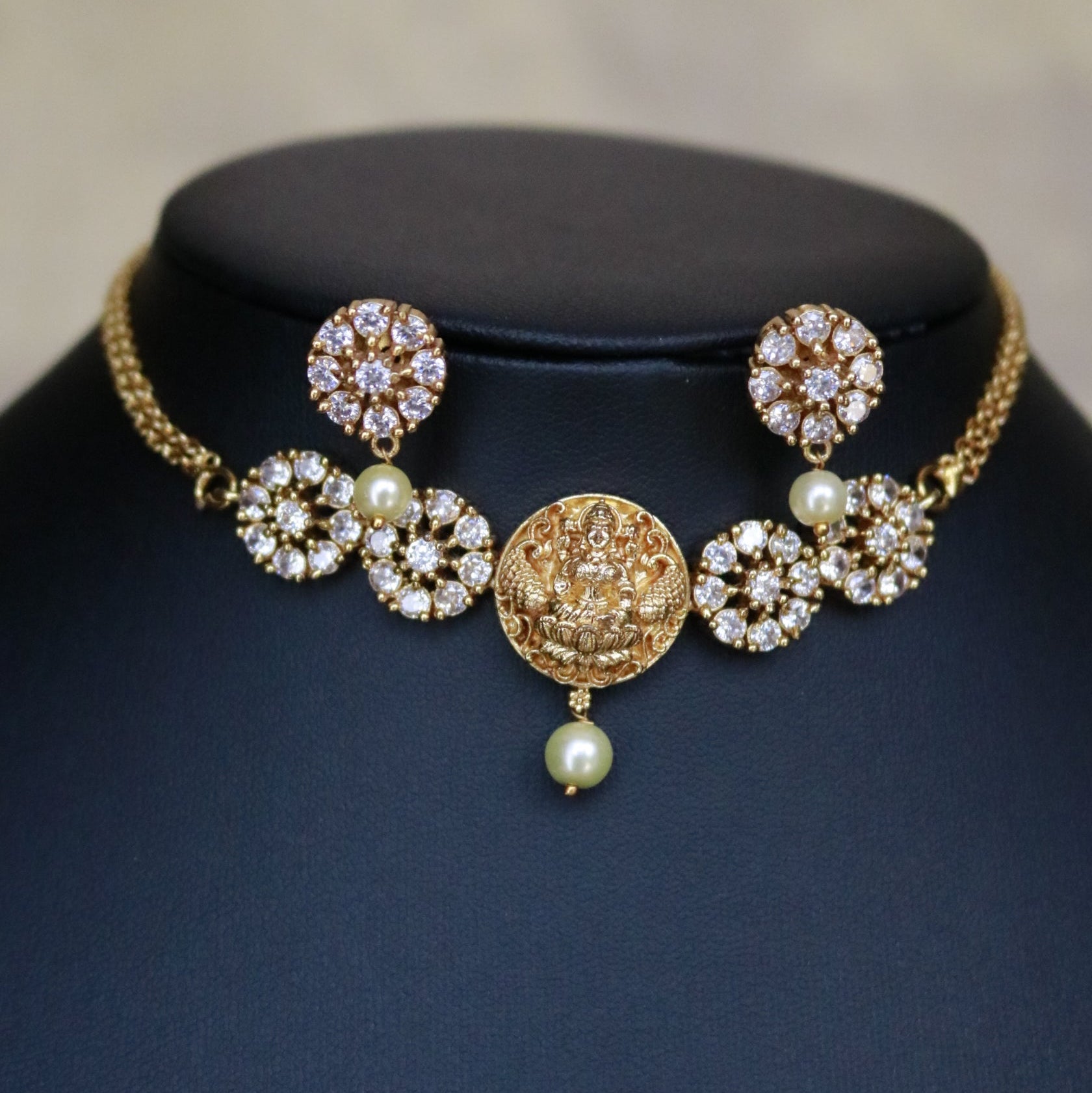 Floral chocker - ACH 20117