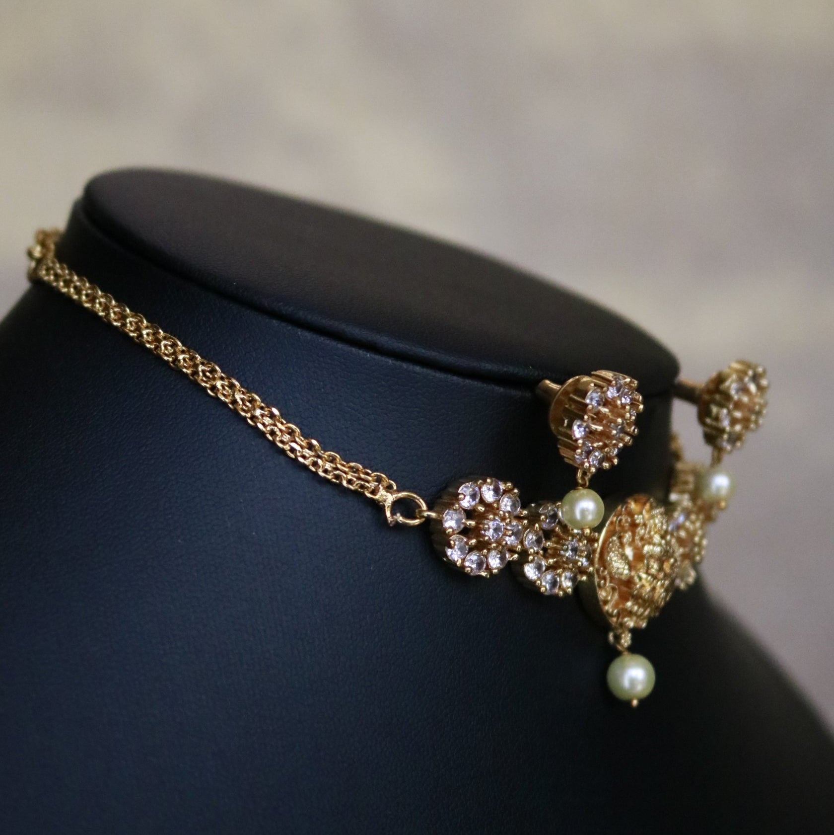 Floral chocker - ACH 20117