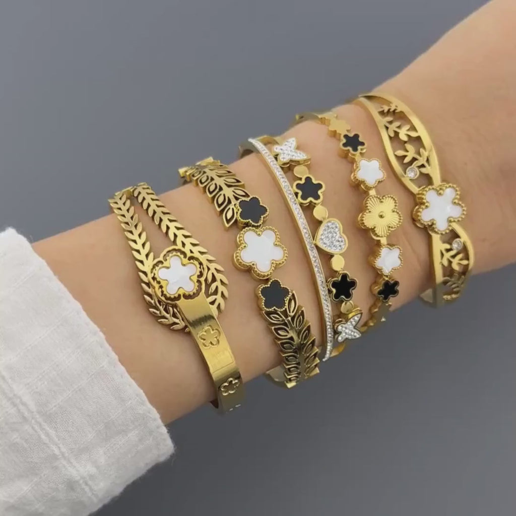 'Flowers' Bracelet. 18K Gold plated. AGB-90215